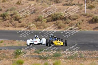 media/Jun-01-2025-CalClub SCCA (Sun) [[eae223c5dd]]/Group 3/Qualifying/